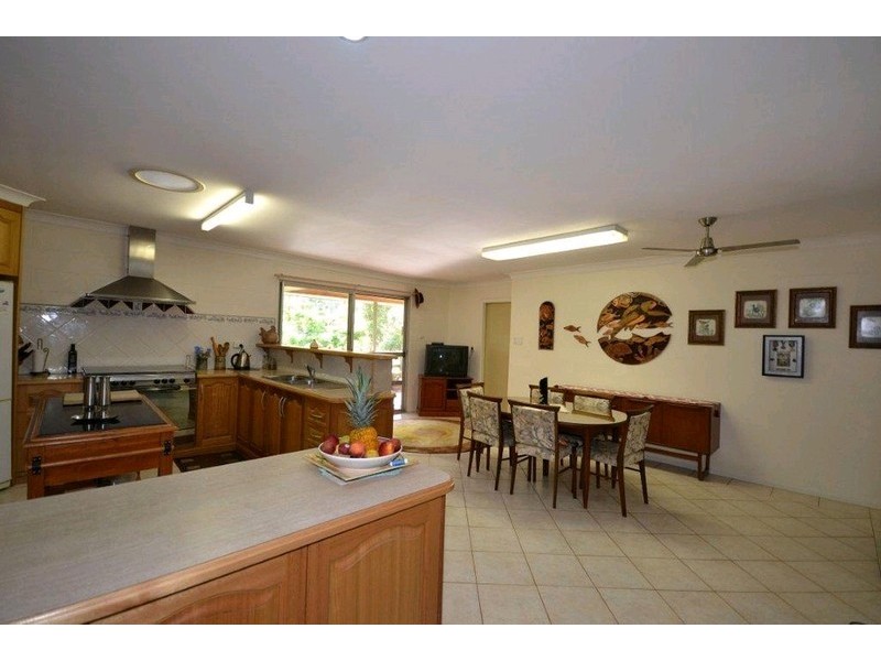 5 Petersens Road, Yandaran QLD 4673