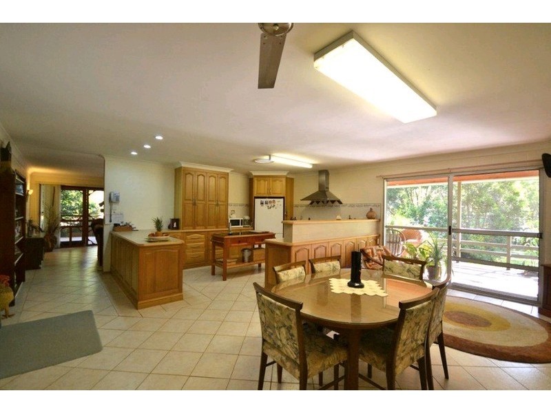 5 Petersens Road, Yandaran QLD 4673