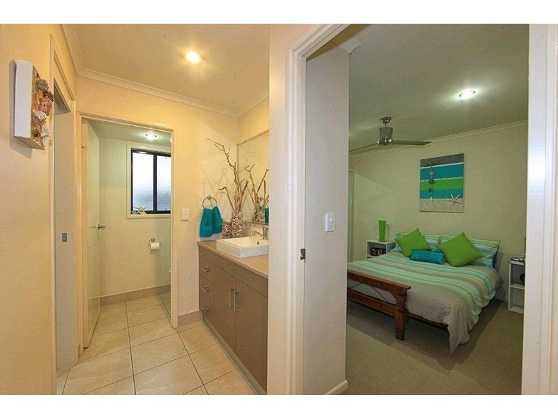 1 Seashell Court, Innes Park QLD 4670