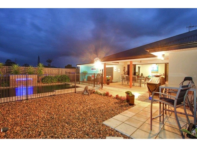 1 Seashell Court, Innes Park QLD 4670