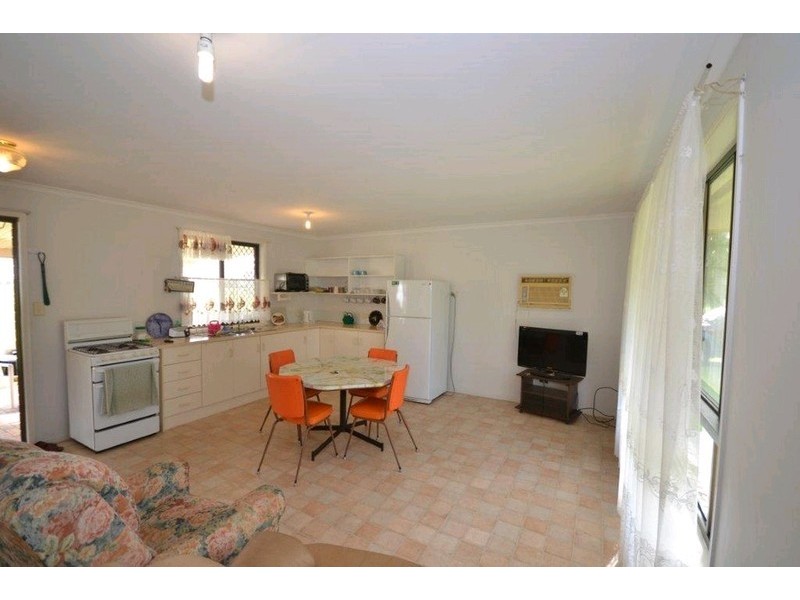 446 Moore Park Road, Moore Park Beach QLD 4670
