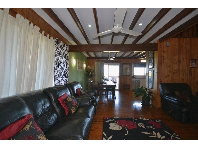 121 Tantitha Road, Gooburrum QLD 4670