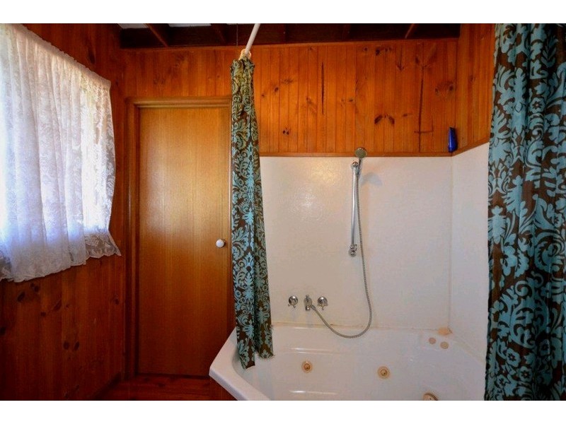 121 Tantitha Road, Gooburrum QLD 4670