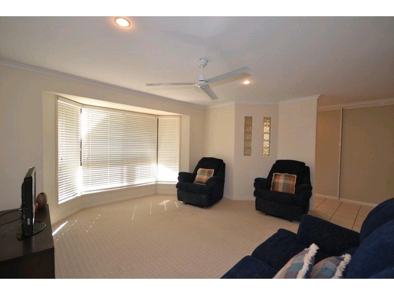 17 Palmer Avenue, Bargara QLD 4670