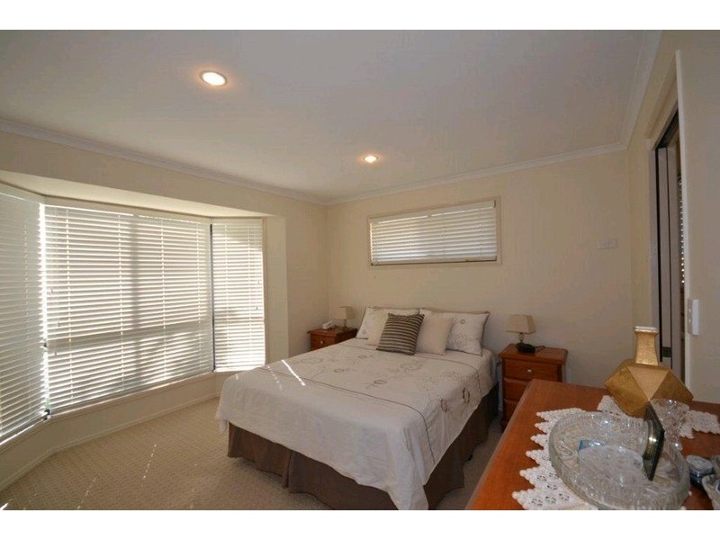 17 Palmer Avenue, Bargara QLD 4670