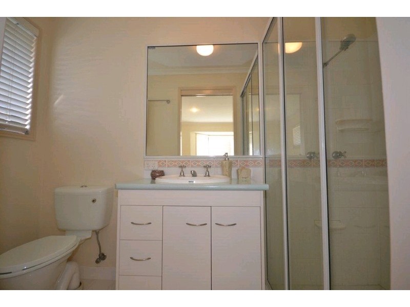 17 Palmer Avenue, Bargara QLD 4670