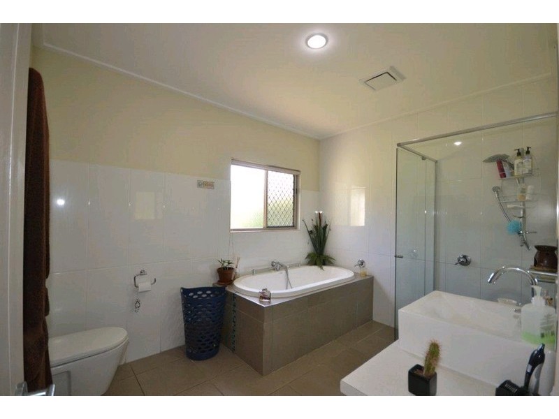 40 Whistler Close, Moore Park Beach QLD 4670