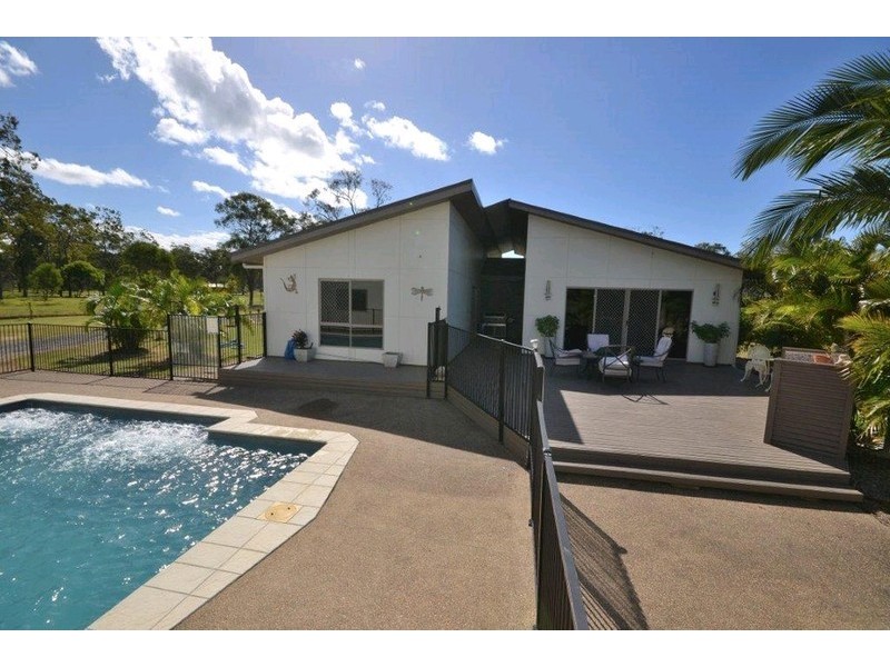 40 Whistler Close, Moore Park Beach QLD 4670