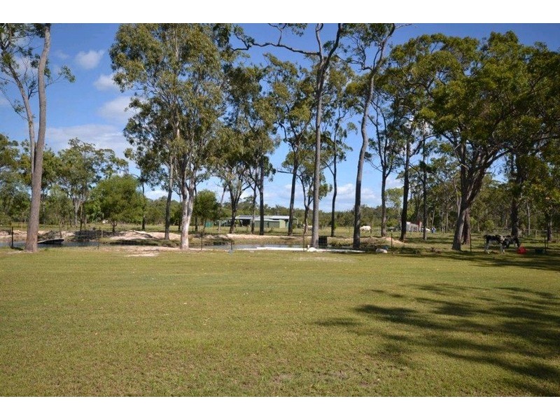 40 Whistler Close, Moore Park Beach QLD 4670
