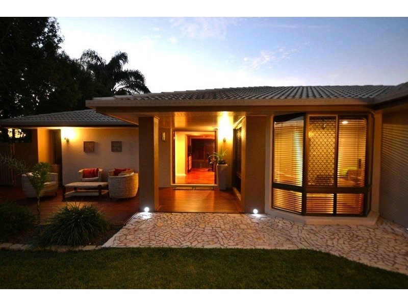 22 Hay Street West, Avenell Heights QLD 4670