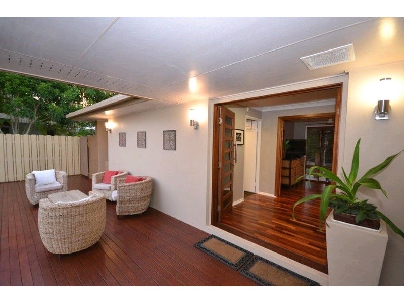 22 Hay Street West, Avenell Heights QLD 4670