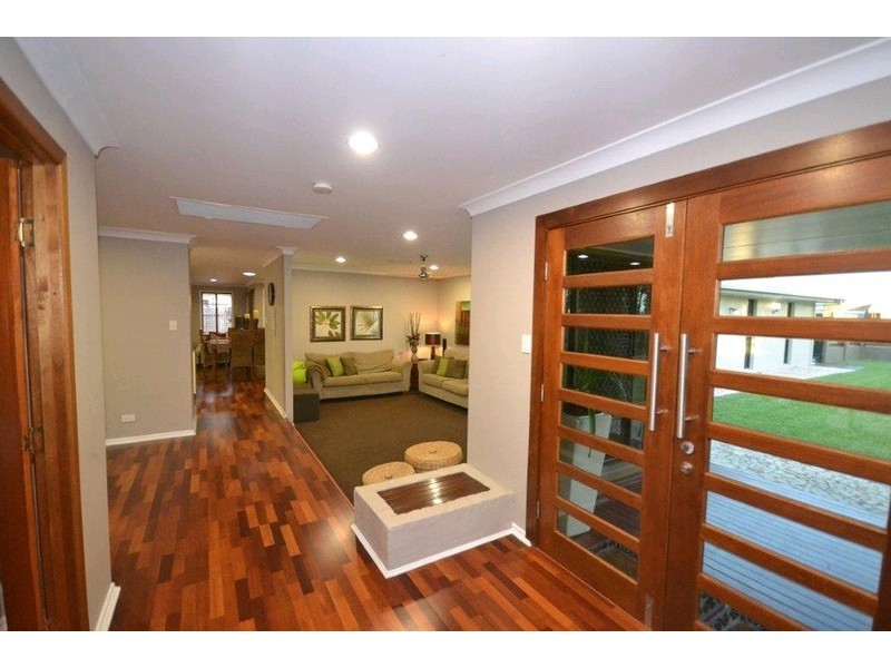 22 Hay Street West, Avenell Heights QLD 4670