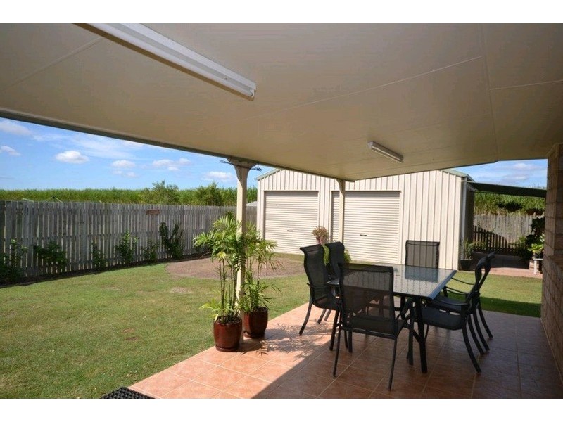 25 Clearview Avenue, Thabeban QLD 4670