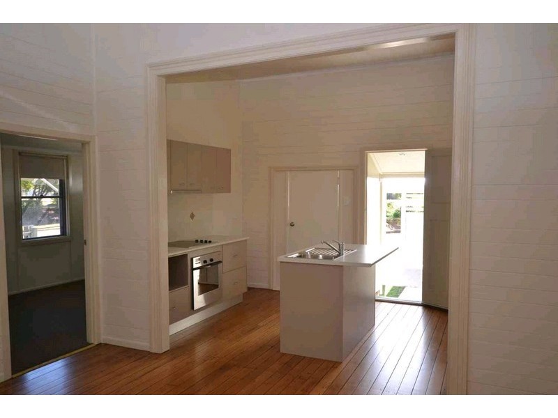 2/67 George Street, Bundaberg South QLD 4670