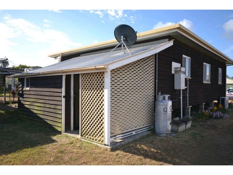 2 Joyce Street, Svensson Heights QLD 4670