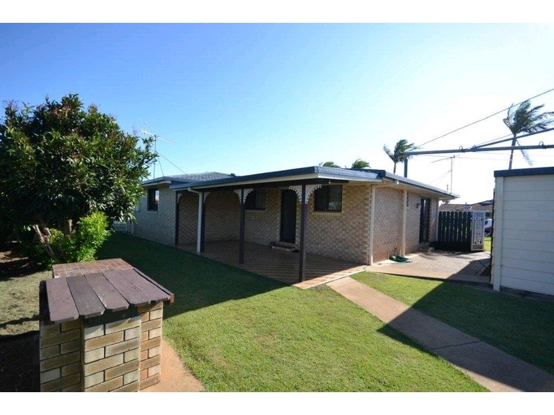 2 Vandenberg Street, Avenell Heights QLD 4670