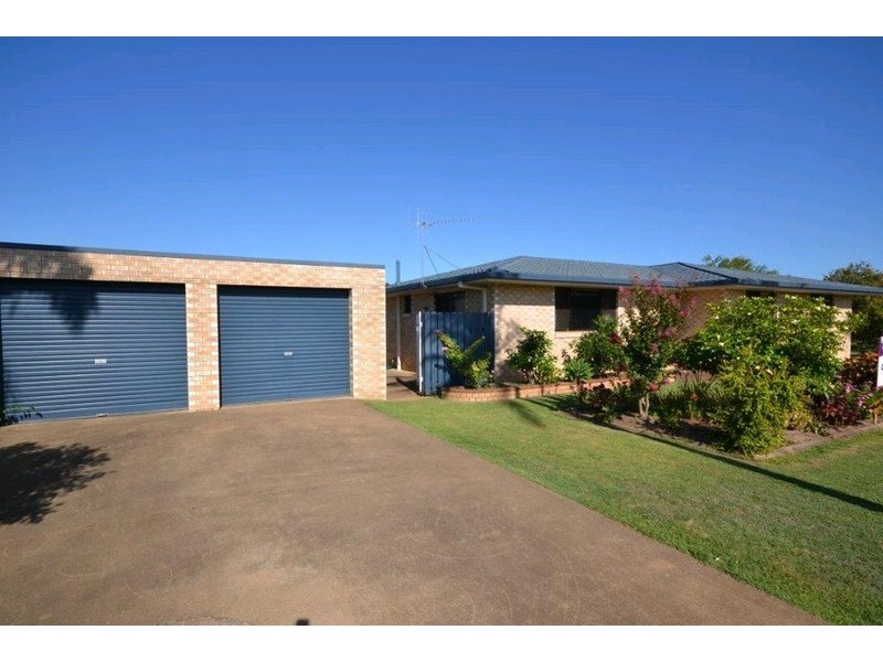 2 Vandenberg Street, Avenell Heights QLD 4670