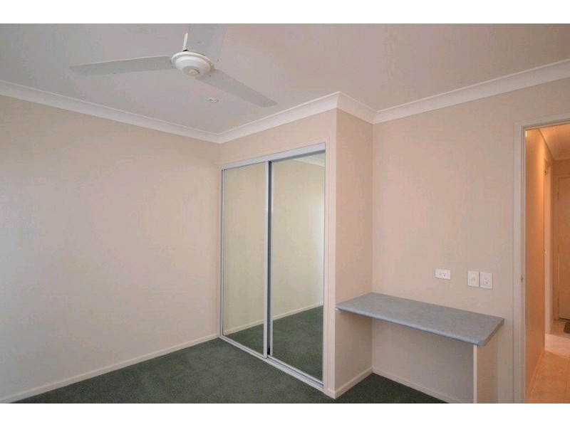 10 Tarni Street, Coral Cove QLD 4670