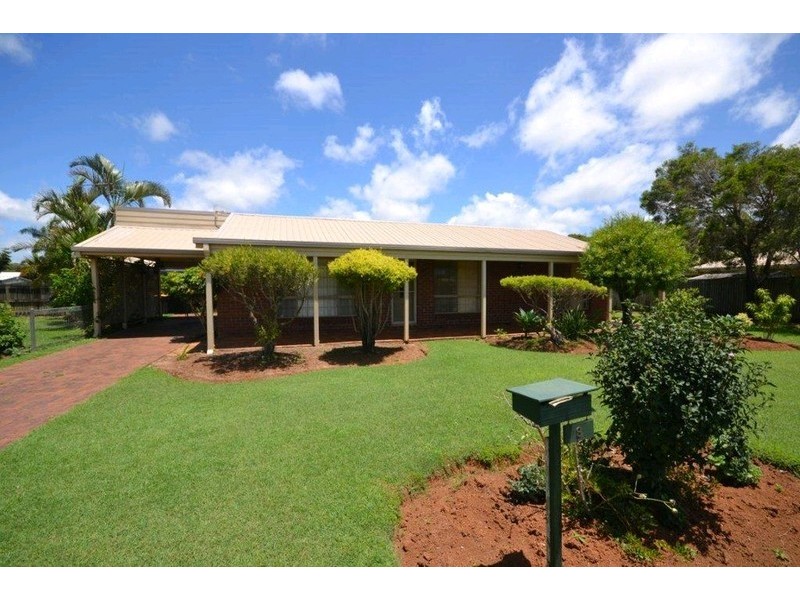 8 Pecton Place, Avenell Heights QLD 4670