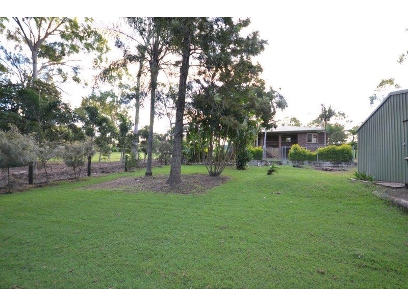 105 Woods Road, Sharon QLD 4670