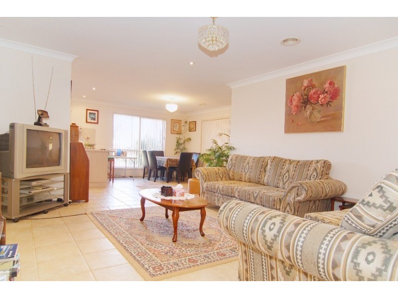 21 Bunduluk Crescent, Ngunnawal ACT 2913