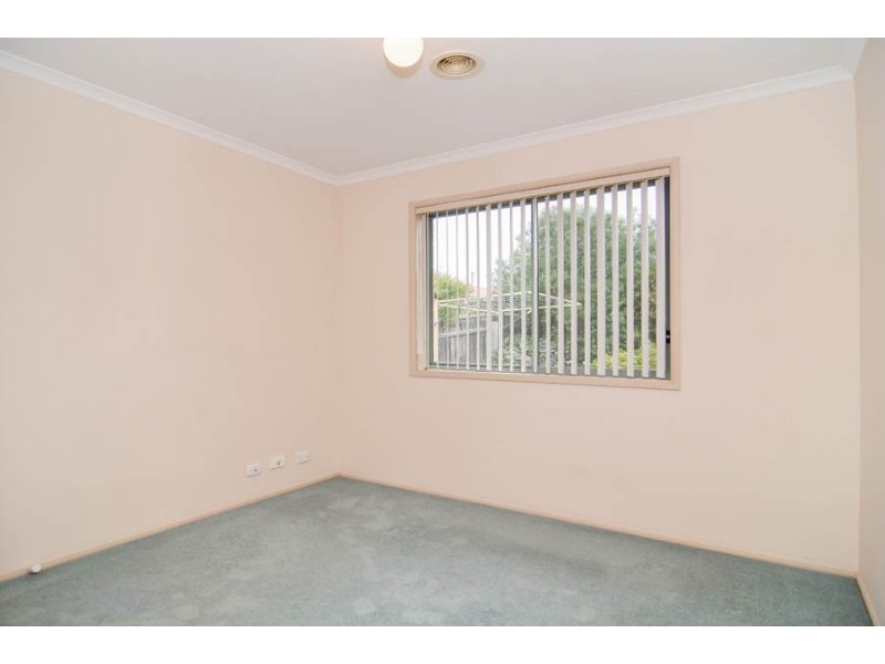 17 Candlebark Crescent, Nicholls ACT 2913