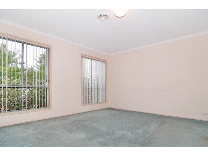 17 Candlebark Crescent, Nicholls ACT 2913