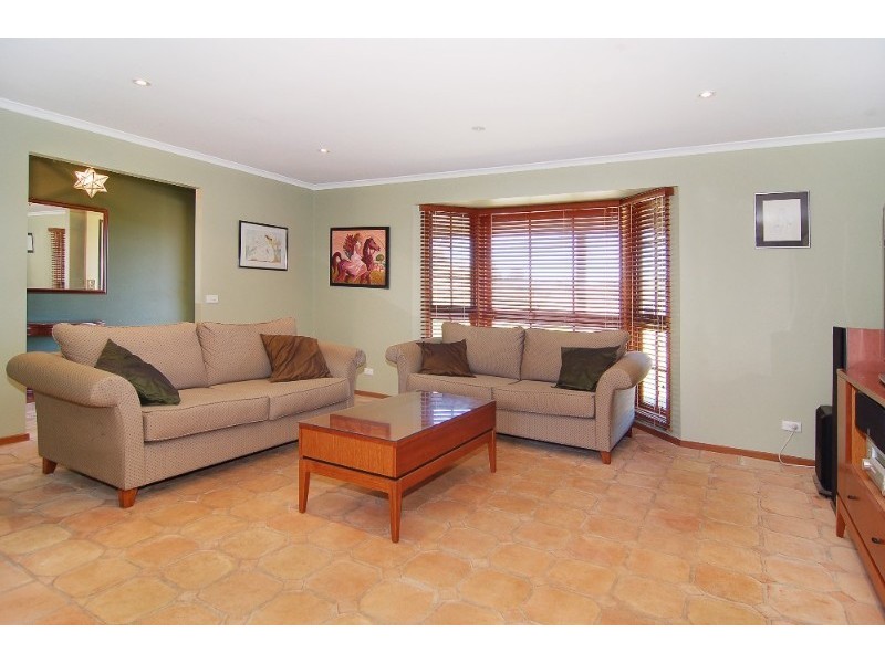 92 Summerville Crescent, Florey ACT 2615