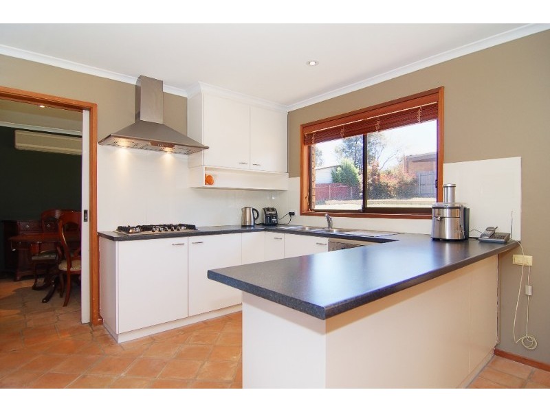 92 Summerville Crescent, Florey ACT 2615