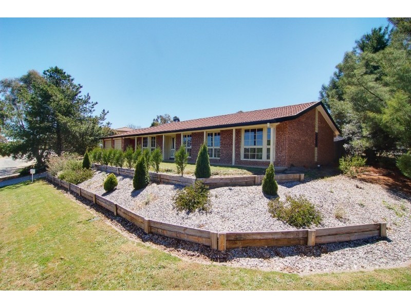 92 Summerville Crescent, Florey ACT 2615