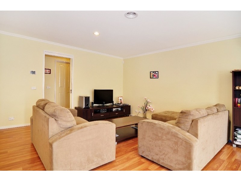 38 Polilight Street, Dunlop ACT 2615