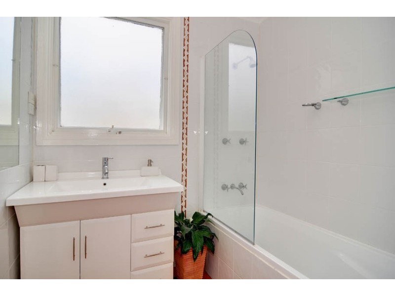 2 Weber Place, Holt ACT 2615