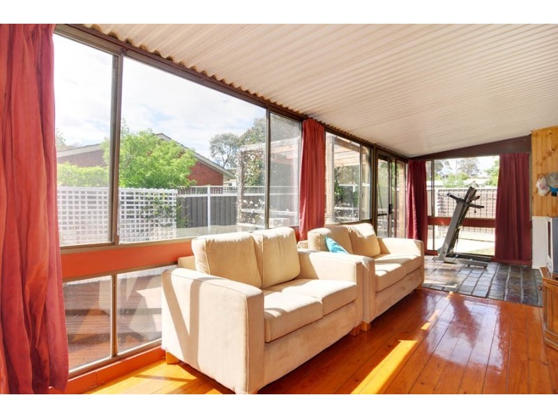 2 Weber Place, Holt ACT 2615