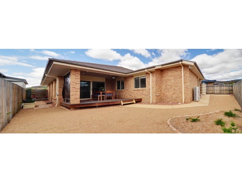 42 Mary Kitson Street, Watson ACT 2602