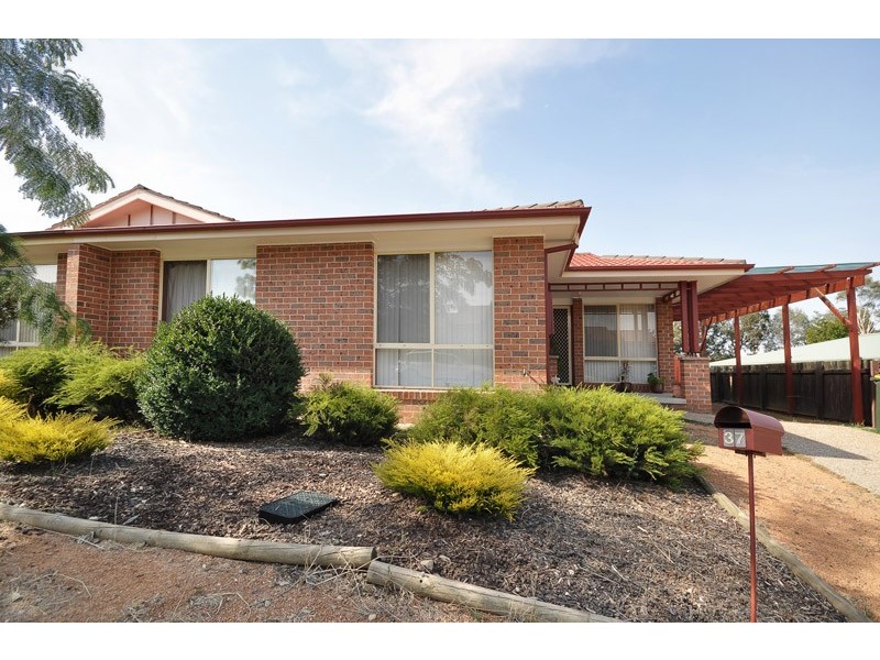 37 Barunga Street, Ngunnawal ACT 2913