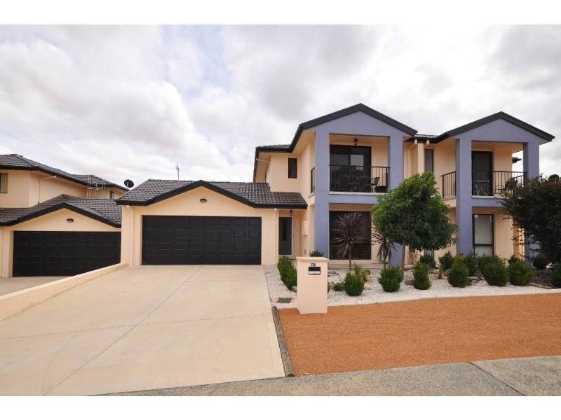 74 Hanrahan Crescent, Dunlop ACT 2615