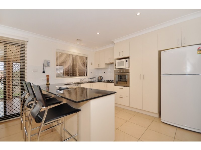 74 Hanrahan Crescent, Dunlop ACT 2615