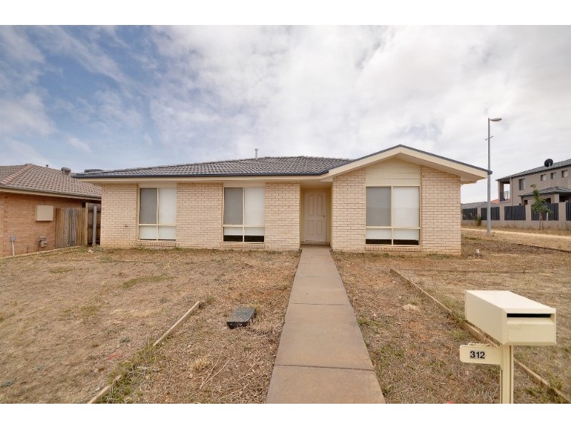 312 Flemington Road, Gungahlin ACT 2912