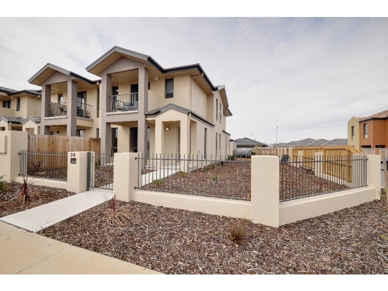 24 Glow Worm Grove, Harrison ACT 2914