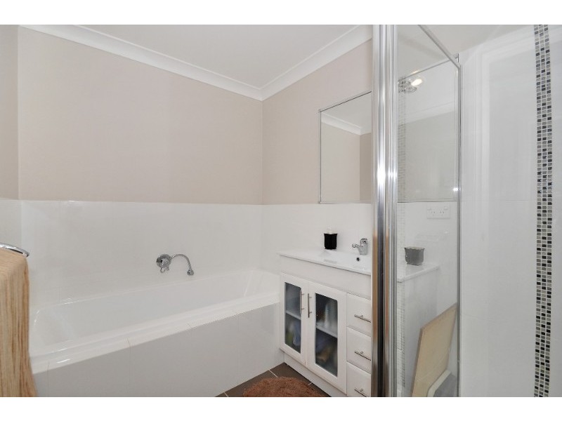 24 Glow Worm Grove, Harrison ACT 2914