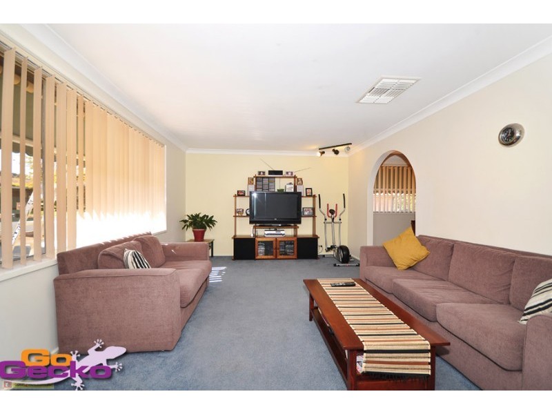 3 Tebbutt Place, Charnwood ACT 2615