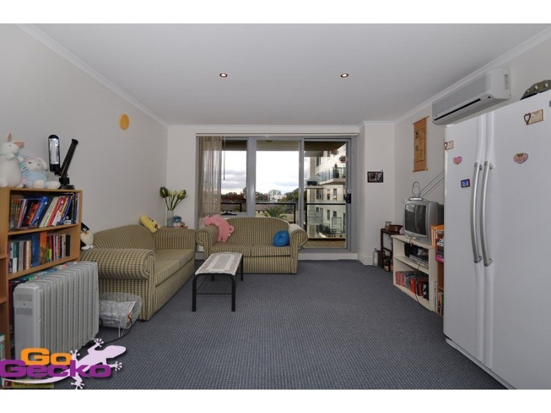 54/77 Northbourne Avenue, Turner ACT 2612