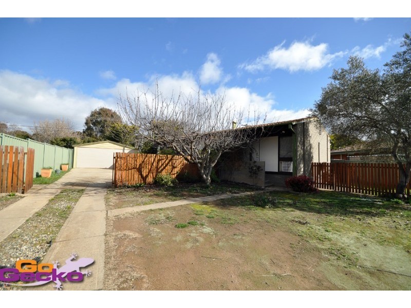 18 Pulleine Crescent, Macgregor ACT 2615