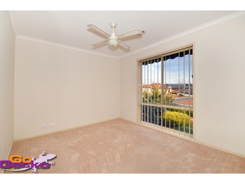 2 Higham Place, Dunlop ACT 2615