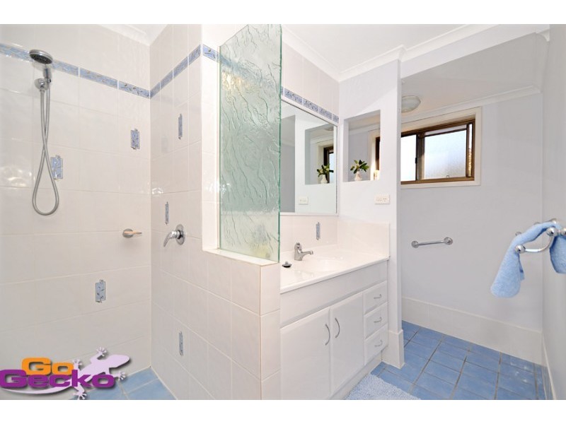 11 Kinchela Crescent, Latham ACT 2615