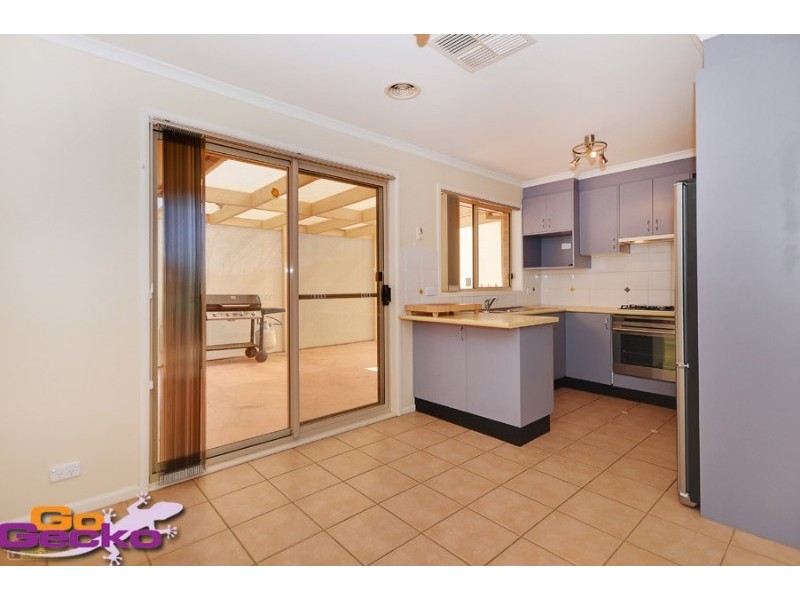 4 Westall Place, Dunlop ACT 2615