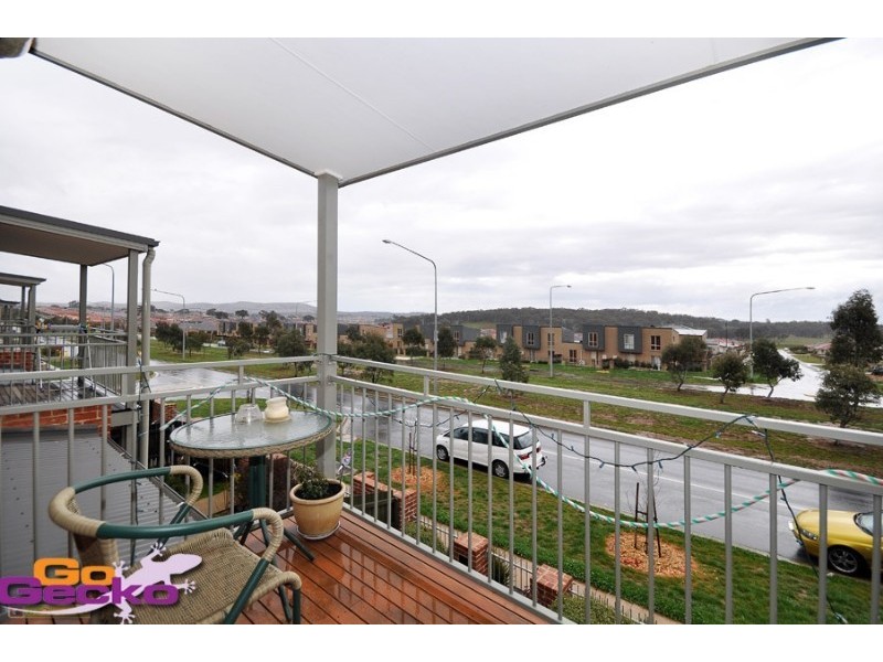 324 Anthony Rolfe Avenue, Gungahlin ACT 2912