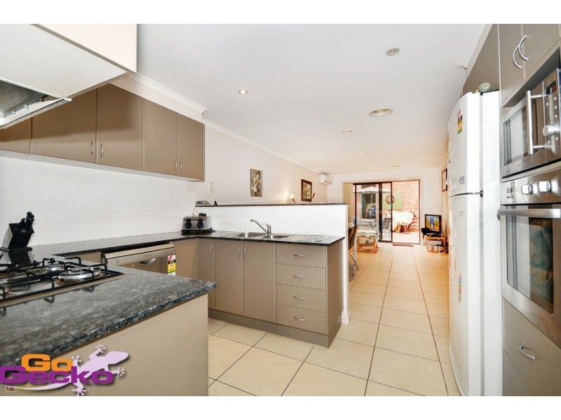 324 Anthony Rolfe Avenue, Gungahlin ACT 2912