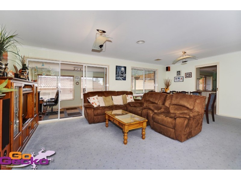 4 Archel Place, Palmerston ACT 2913