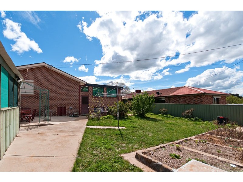 133 Ratcliffe Crescent, Florey ACT 2615